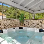 Villa Beachfront Angelina