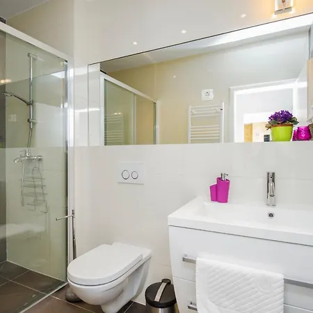 Beachfront Angelina *