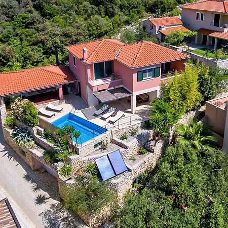 Beachfront Angelina Villa *