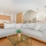 Vila Beachfront Angelina *