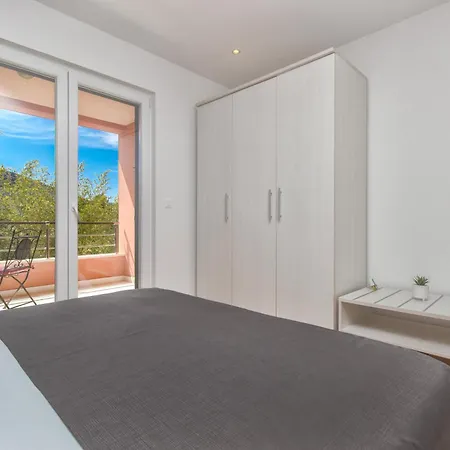 Beachfront Angelina * Vinišće