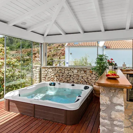 Villa Beachfront Angelina