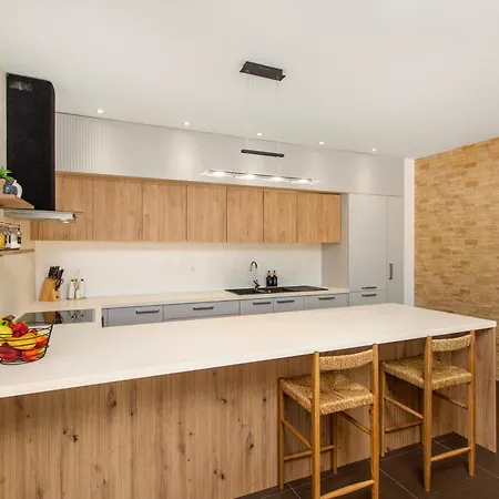 Beachfront Angelina Villa Vinišće