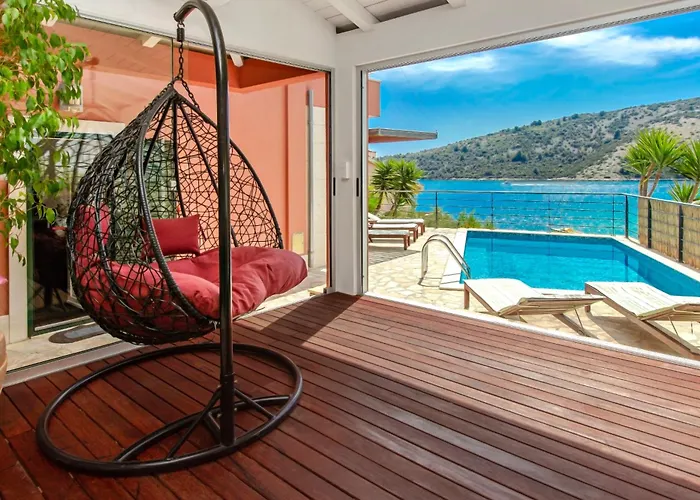 Villa Beachfront Angelina Vinišće